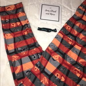 LuLaRoe Pants - Nightmare before Christmas Lularoe Leggings LuLaRoe Pants - Nightmare before Christmas Lularoe Leggings